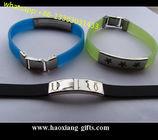 hot sale promotional  personalized silicone wristbands/bracelet  with metal clip