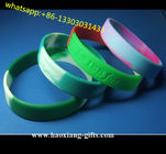 Letter Theme and Business Gift Use glow in dark color silicone bracelets
