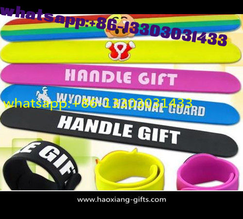 2016 newest high qualit promotional gift silicone custom slap wristband