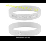 China supplier good quality colorful silicone wristband/bracelets embossed logo