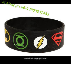 Customized 170*25*2mm Promotion Adjustable silicone wristband for children