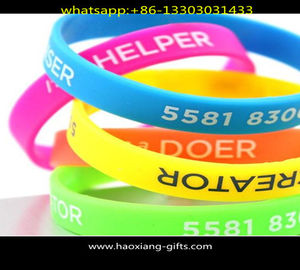 Wholesale Promotional customized glow in dark silicone wristband with your logo