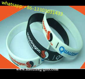 Regional Feature and Printed Technique custome christmas silicone wrisbtbands