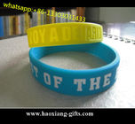 Debossed logo print rubber friendship silicone bracelet cheap custom wristband