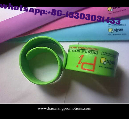 newest colorful hot selling silicone slap wristband/paipai band with high quality