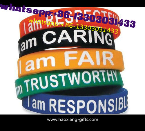 custom green color 190/202*12*2mm silicone wristband/bracelet pringting logo