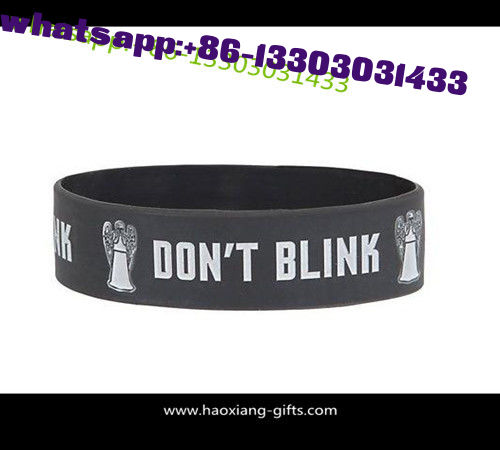 Sports Souvenir Promotional glow in dark Customized Silicone Wristband/bracelet