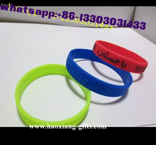 Factory direct supply red color fashion silicone wristband /silicone bracelet